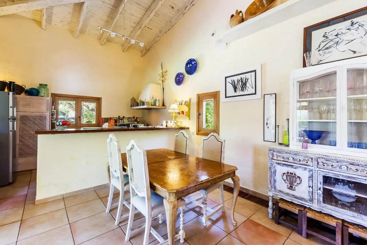 Villa Cuxac De Na Joana Pollenca Spain